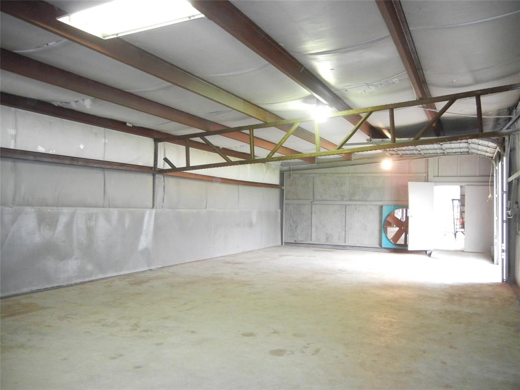 1645 Peach Ridge Road, Brookshire, Texas image 6