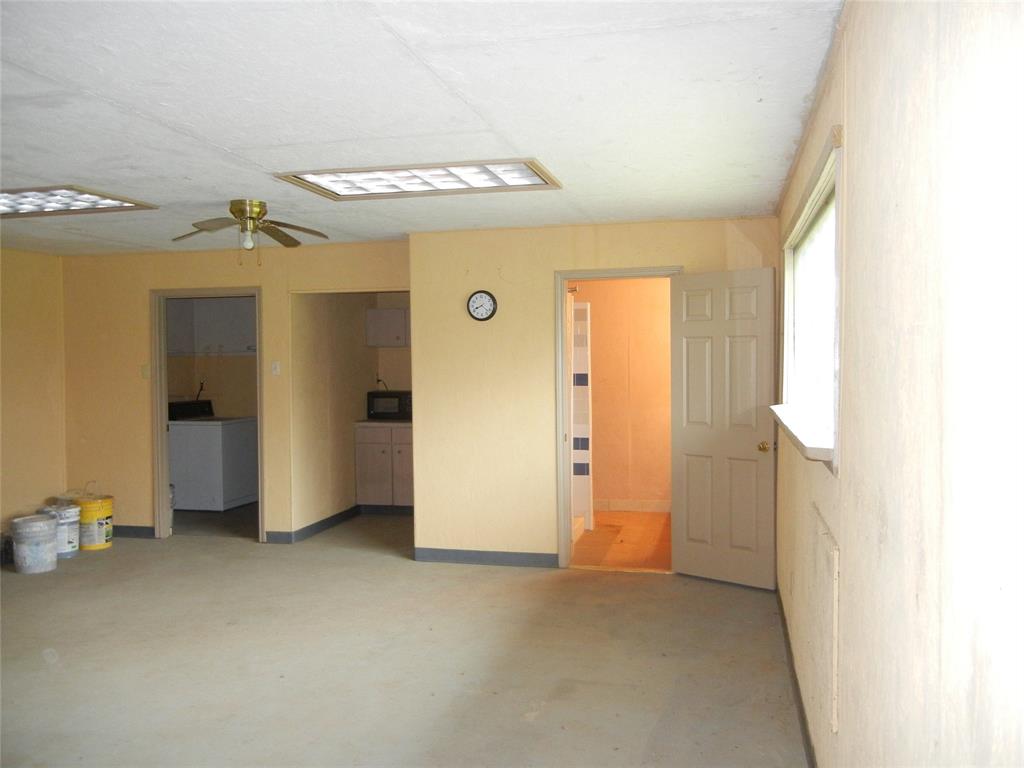 1645 Peach Ridge Road, Brookshire, Texas image 17