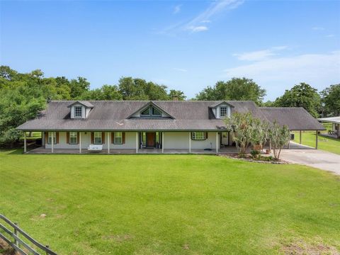 2028 County Road 230 Weimar TX 78962