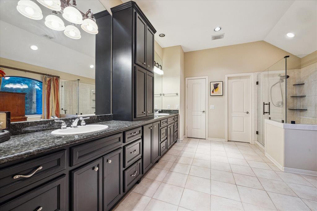 4436 Holt Street, Bellaire, Texas image 13