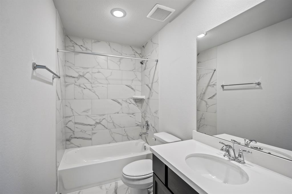 411 Venado View Court, Conroe, Texas image 37
