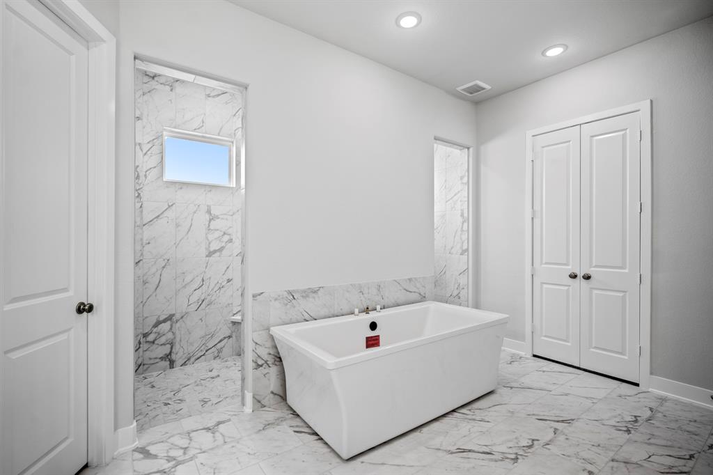 411 Venado View Court, Conroe, Texas image 21