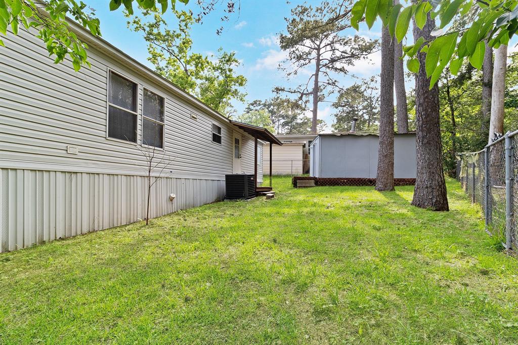 121 E Oak Shadows, Onalaska, Texas image 17