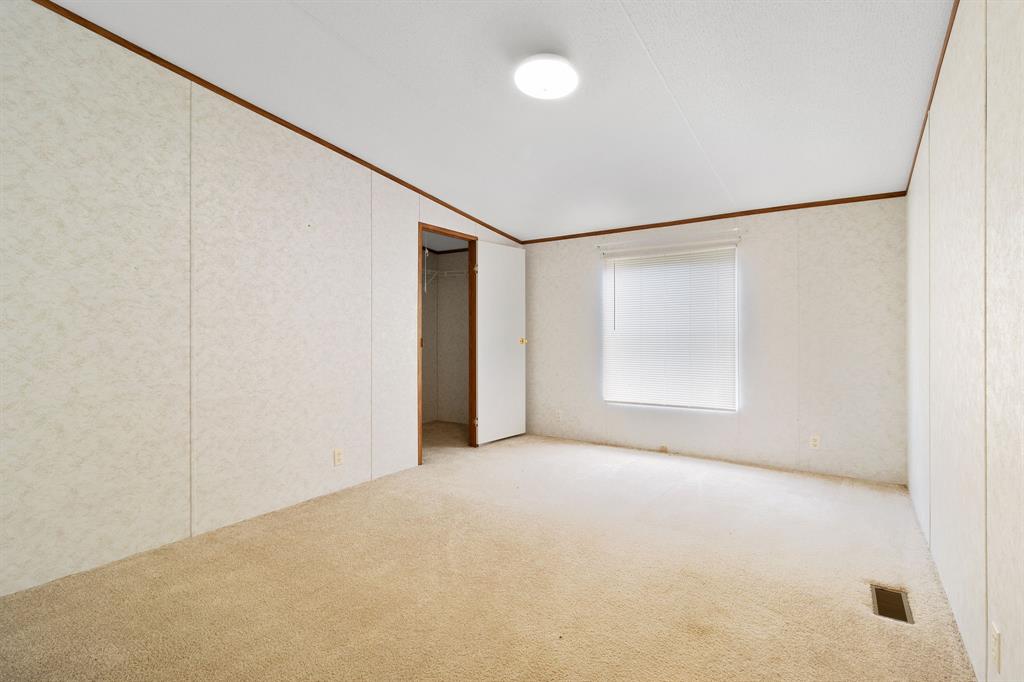 121 E Oak Shadows, Onalaska, Texas image 10