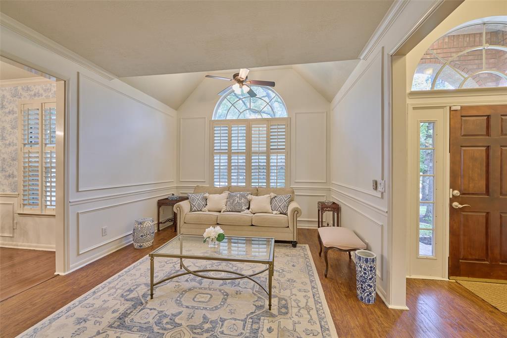 26 E Sterling Pond Circle, The Woodlands, Texas image 6