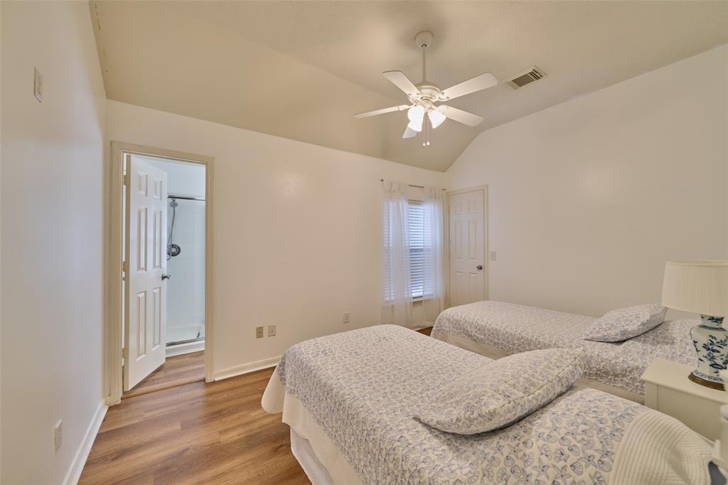 26 E Sterling Pond Circle, The Woodlands, Texas image 36
