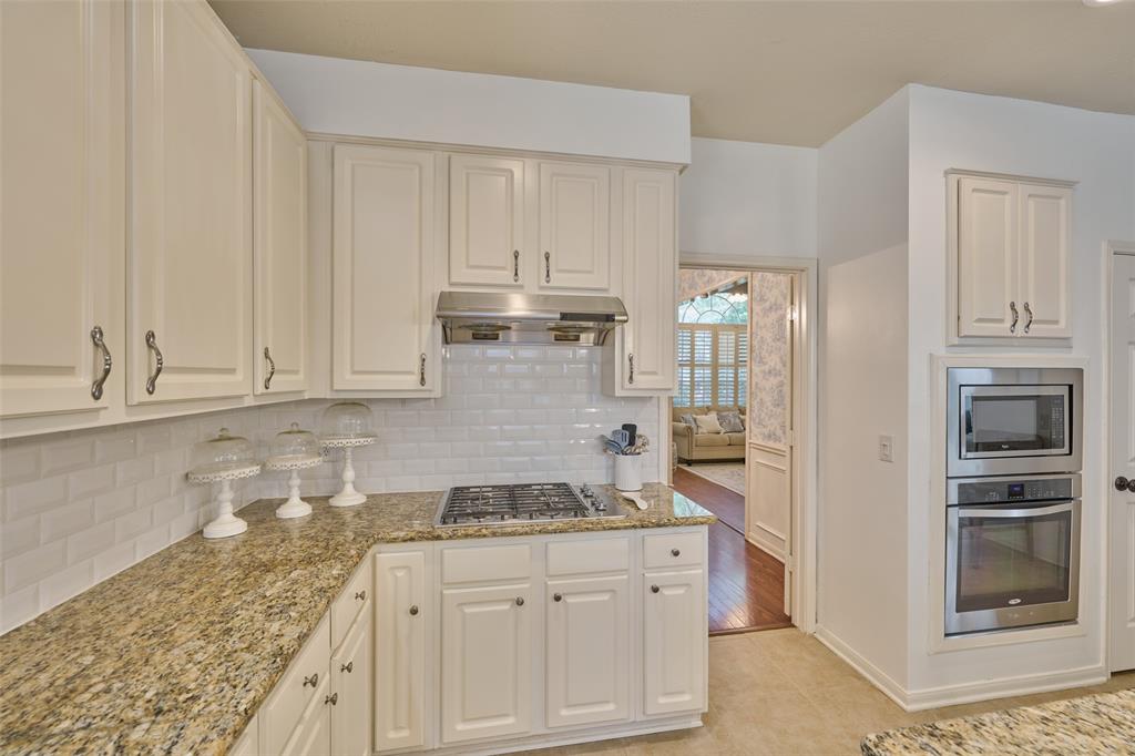 26 E Sterling Pond Circle, The Woodlands, Texas image 19