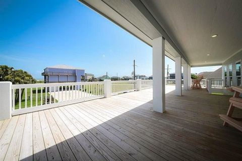 A home in Crystal Beach