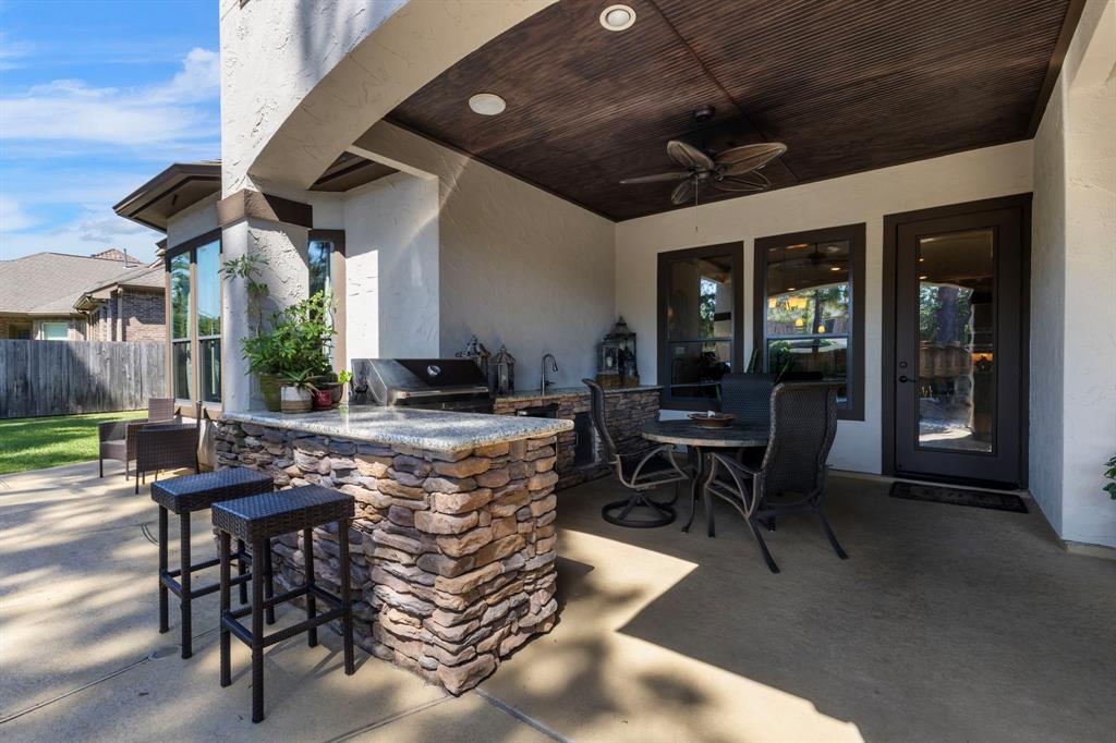 7511 Raes Creek Drive, Spring, Texas image 42
