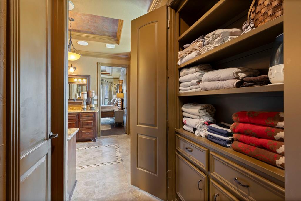 7511 Raes Creek Drive, Spring, Texas image 28