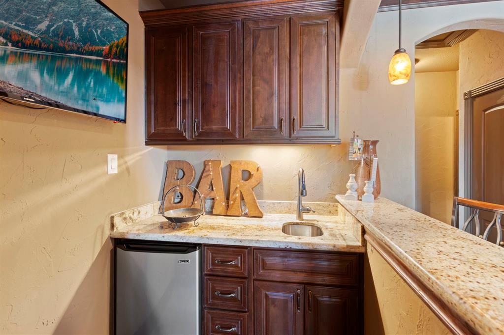 7511 Raes Creek Drive, Spring, Texas image 36