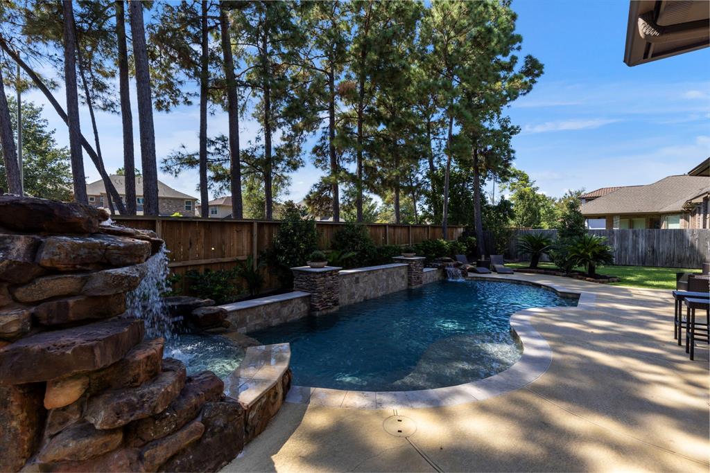 7511 Raes Creek Drive, Spring, Texas image 47