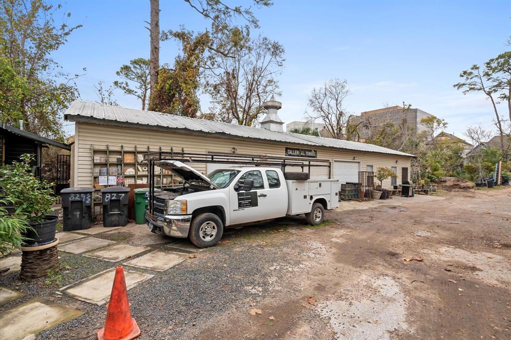 1137 W 26th Street, Houston, Texas image 10