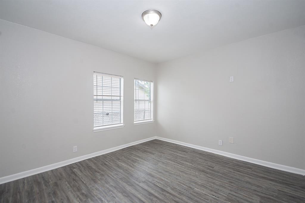 930 W 6th Street, Freeport, Texas image 23
