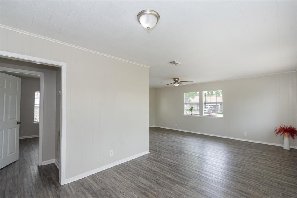 930 W 6th Street, Freeport, Texas image 22