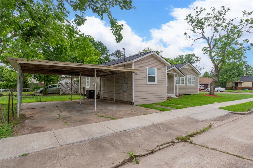 930 W 6th Street, Freeport, Texas image 7