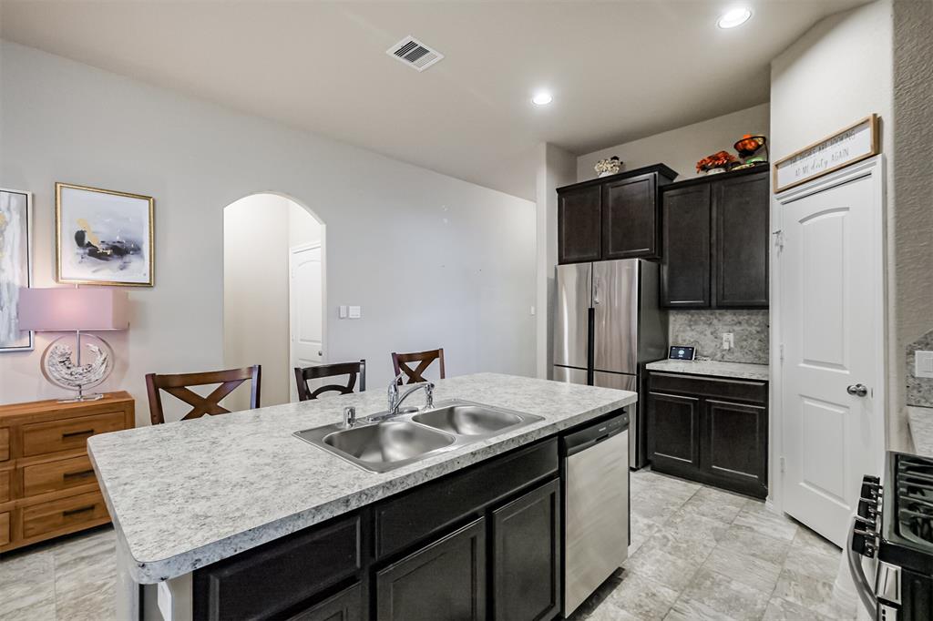 3415 Hughes Meadow Way, Richmond, Texas image 5