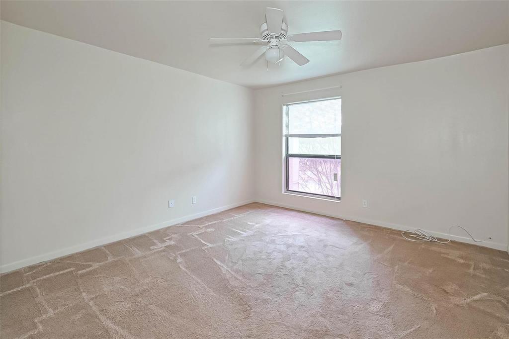 3045 Walnut Bend Lane #27, Houston, Texas image 10