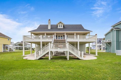 A home in Port Bolivar