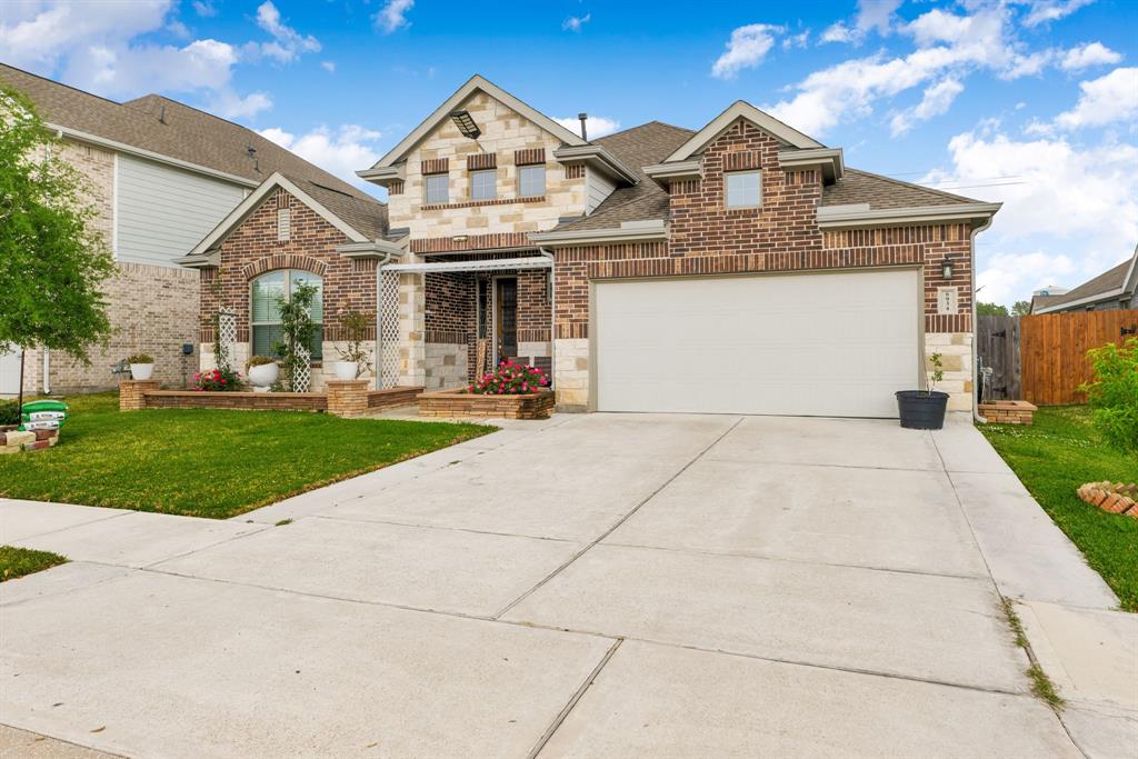 6934 Hunters Trace Ln Ln, Baytown, Texas image 2