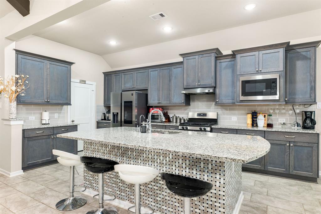 6934 Hunters Trace Ln Ln, Baytown, Texas image 9