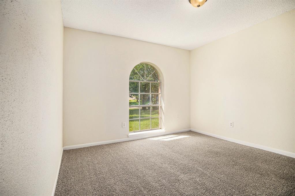 3627 Wintergreen Drive, Humble, Texas image 14