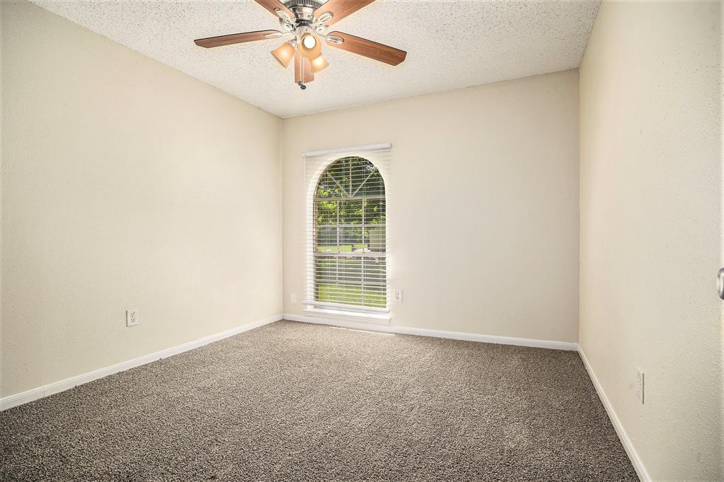 3627 Wintergreen Drive, Humble, Texas image 13