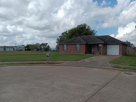 A home in Angleton