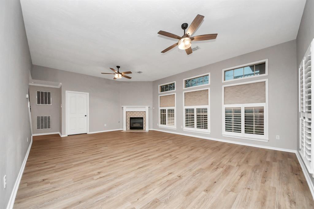 1410 Long View Drive, Pearland, Texas image 11