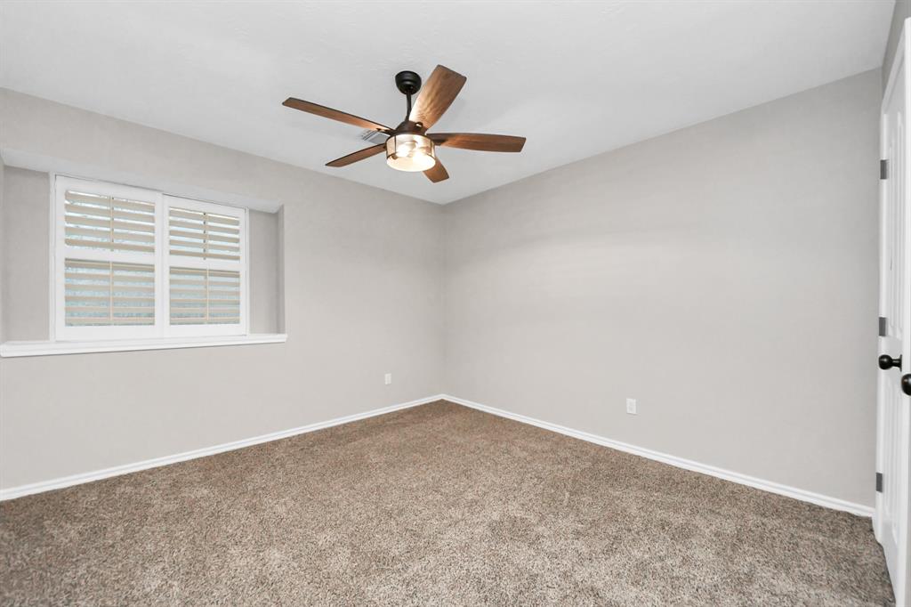 1410 Long View Drive, Pearland, Texas image 24
