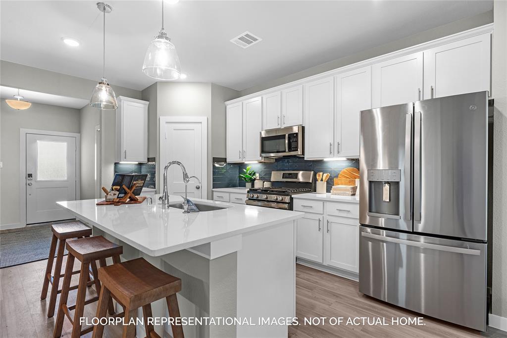 3230 Spanish Oak Lane, Rosenberg, Texas image 3