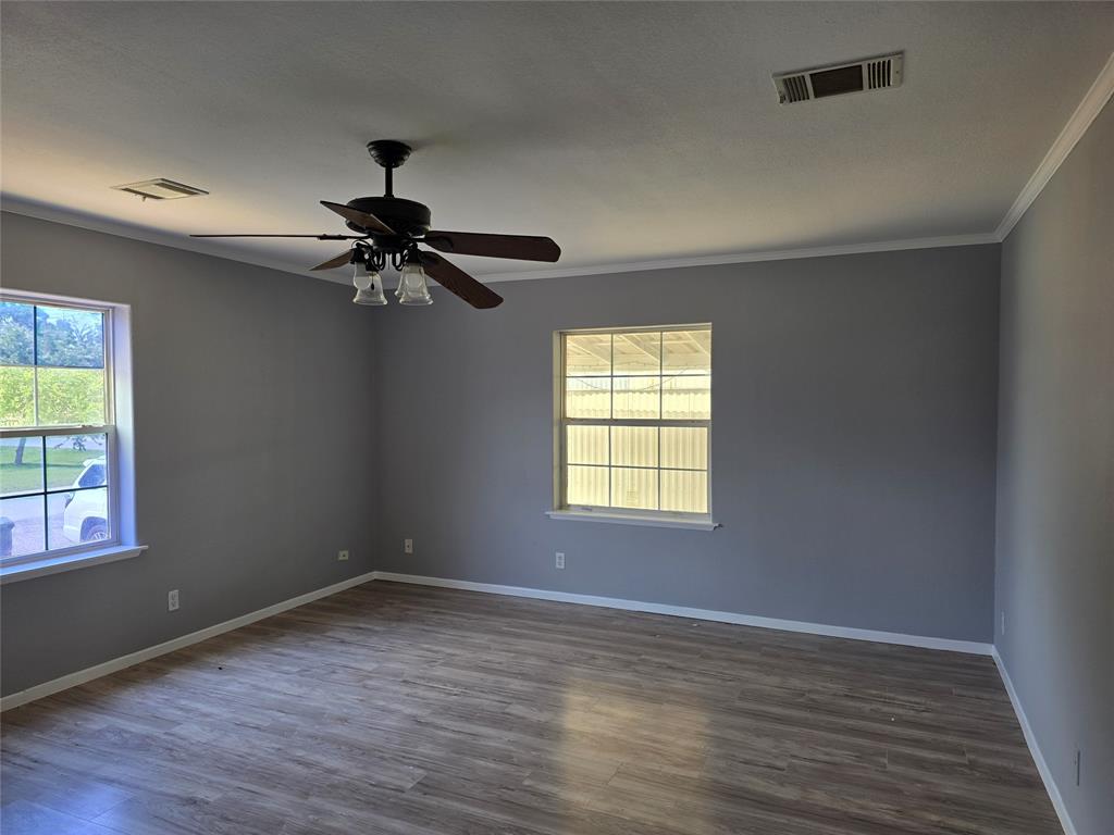 4702 18th Street, Bacliff, Texas image 4