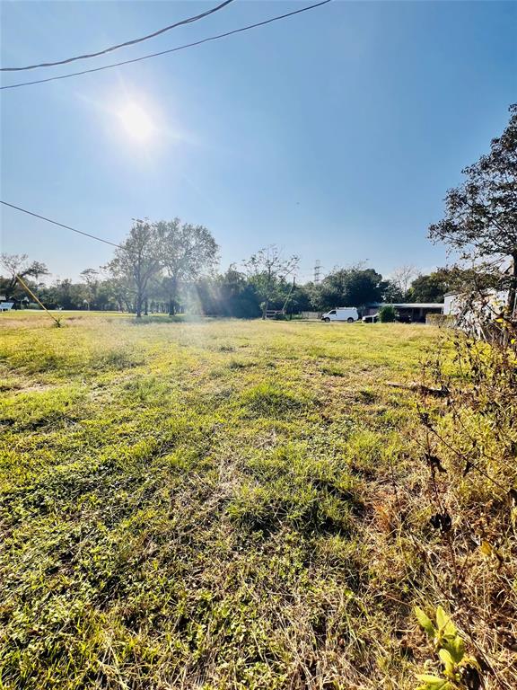 1002 Carnegie Street, Baytown, Texas image 1