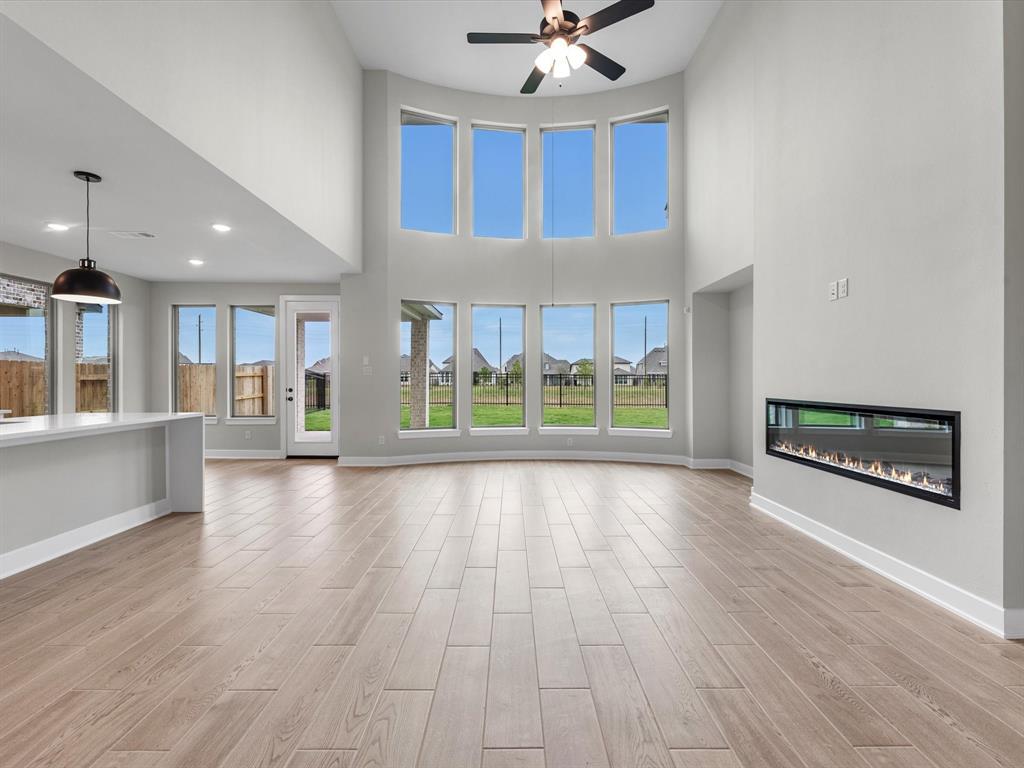 property-search 2 2531 Fennel Bulb Leaf Lane