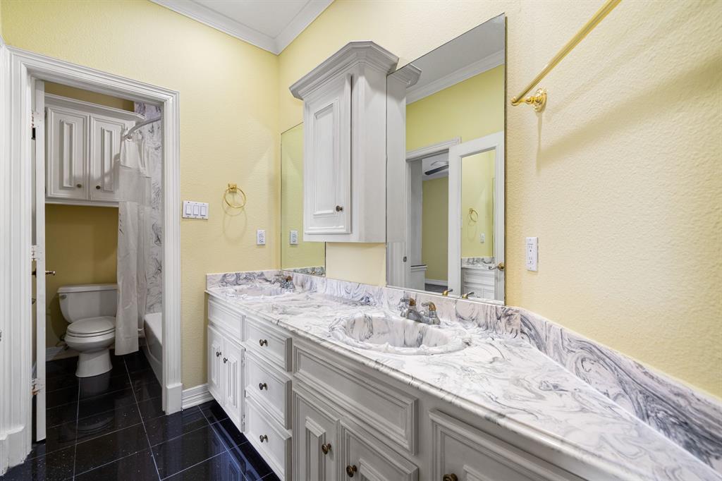 1002 Island View, League City, Texas image 34