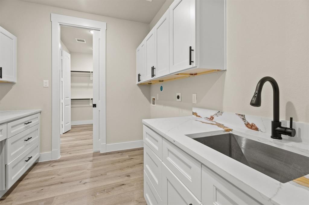 3124 East Tower Circle, Santa Fe, Texas image 22