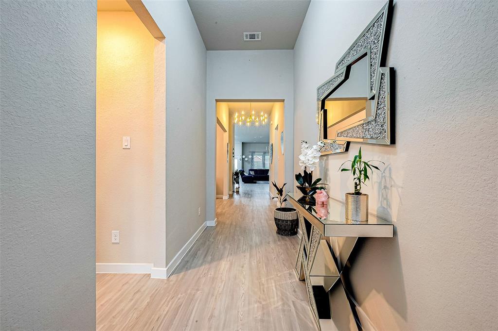 4723 Great Acre Lane, Fresno, Texas image 3