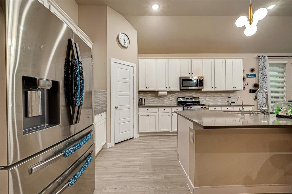 4723 Great Acre Lane, Fresno, Texas image 25