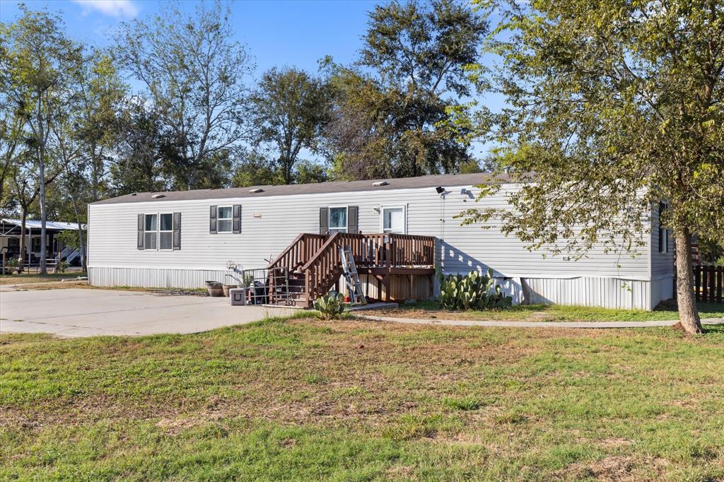 38976 Donigan Road, Brookshire, Texas image 2