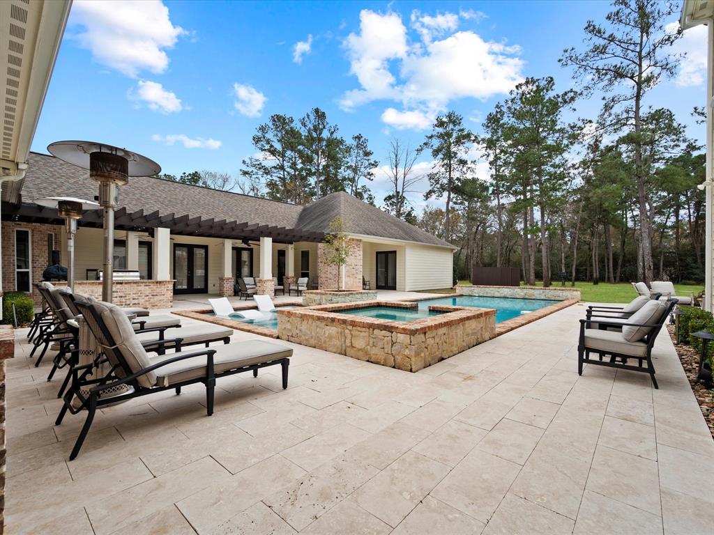 10539 Crestwater Circle, Magnolia, Texas image 38