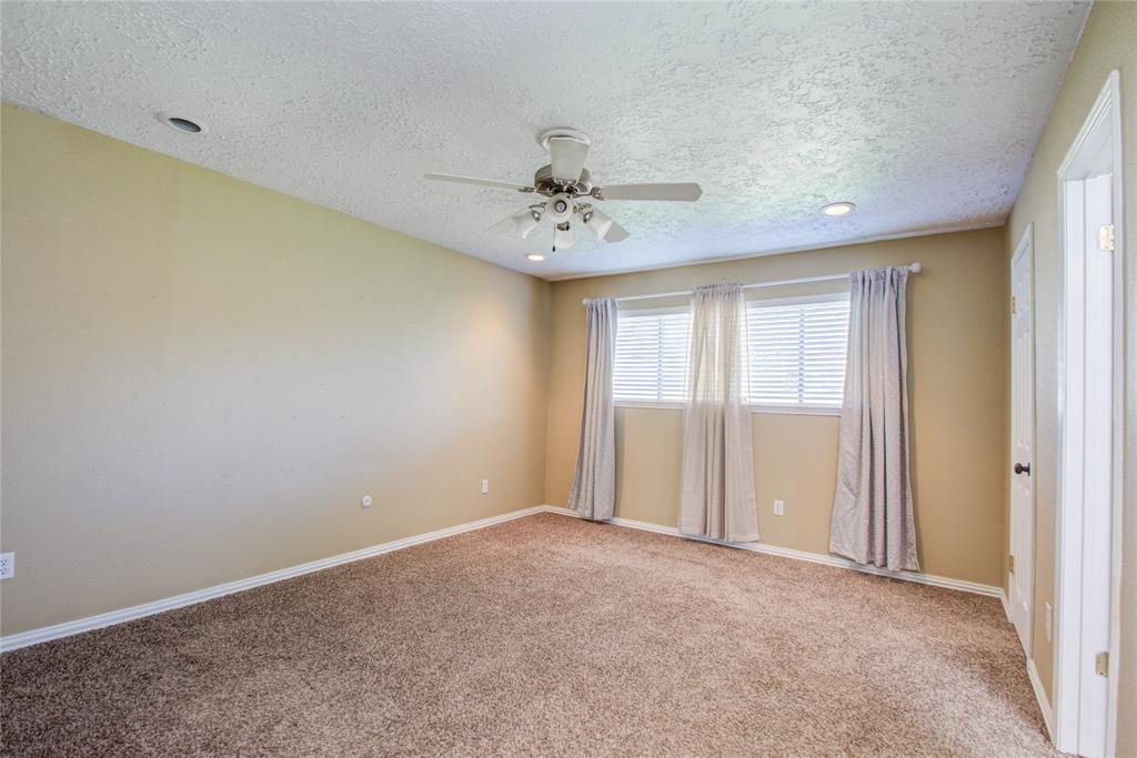 2507 Whispering Springs Drive, Spring, Texas image 20