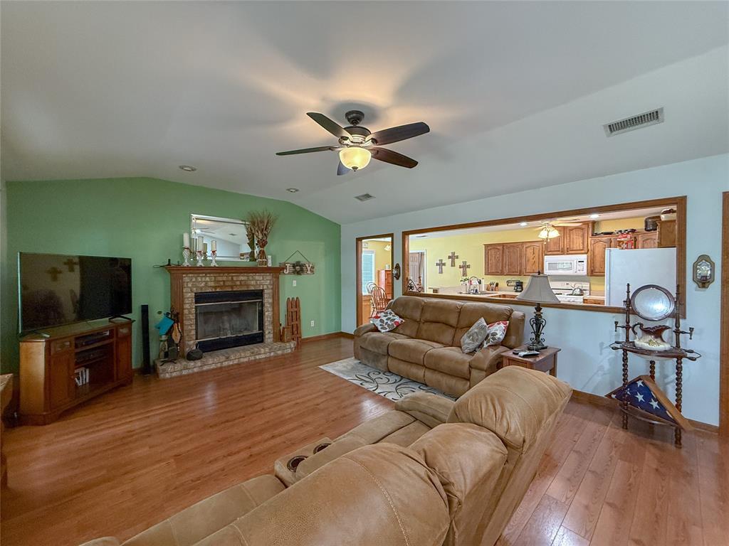 5325 County Road 2691, Buffalo, Texas image 35