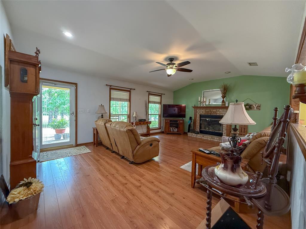 5325 County Road 2691, Buffalo, Texas image 32