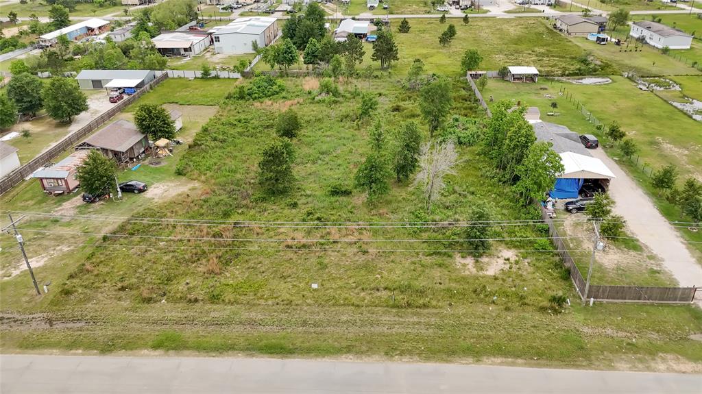1496 County Road 3540, Cleveland, Texas image 4