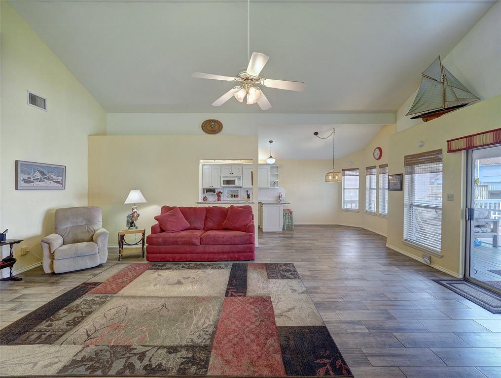 13558 Peseta Court