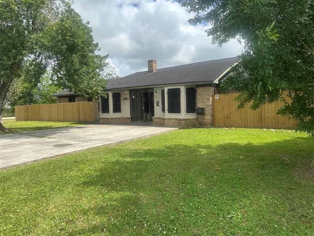 5001 Texas Ave, La Marque, Texas image 2