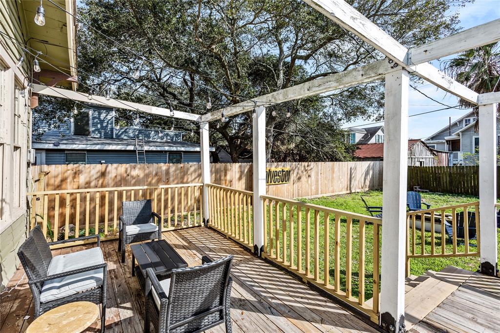 3711 Avenue L, Galveston, Texas image 34