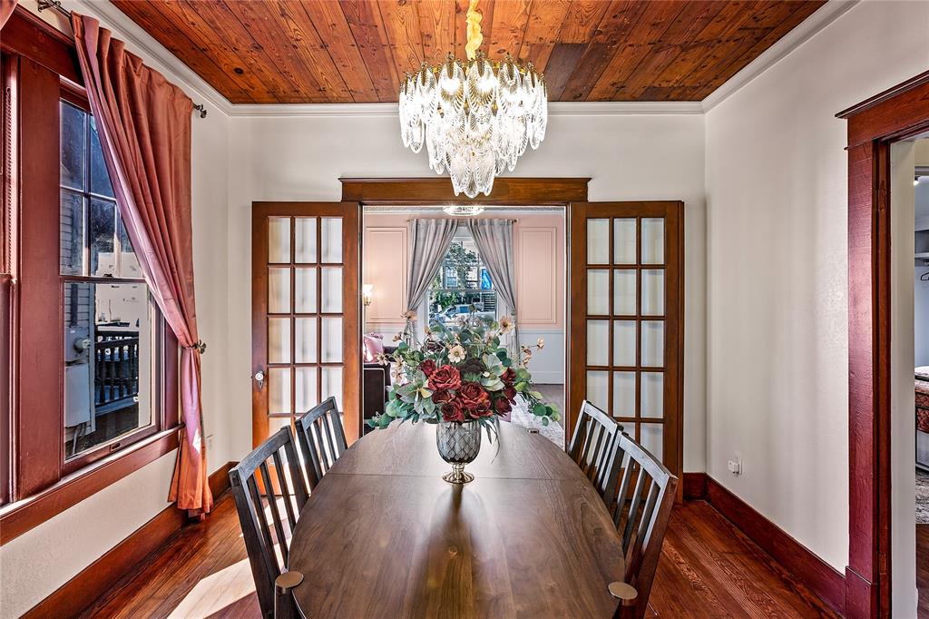 3711 Avenue L, Galveston, Texas image 1
