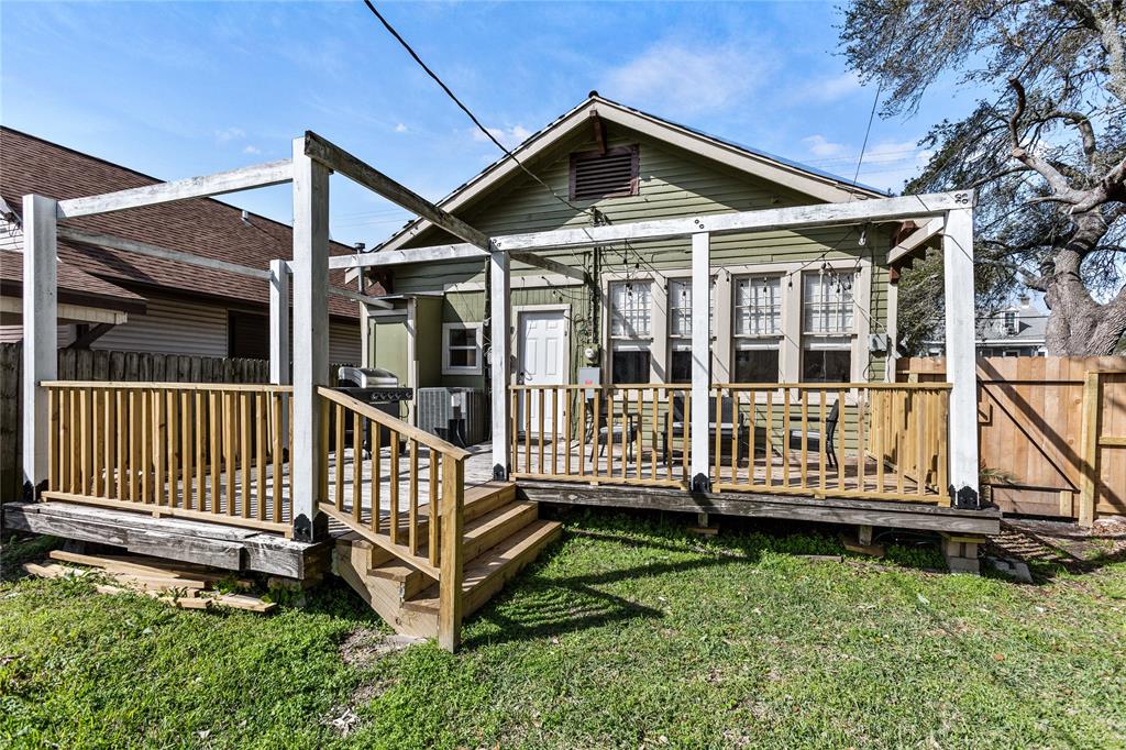 3711 Avenue L, Galveston, Texas image 36