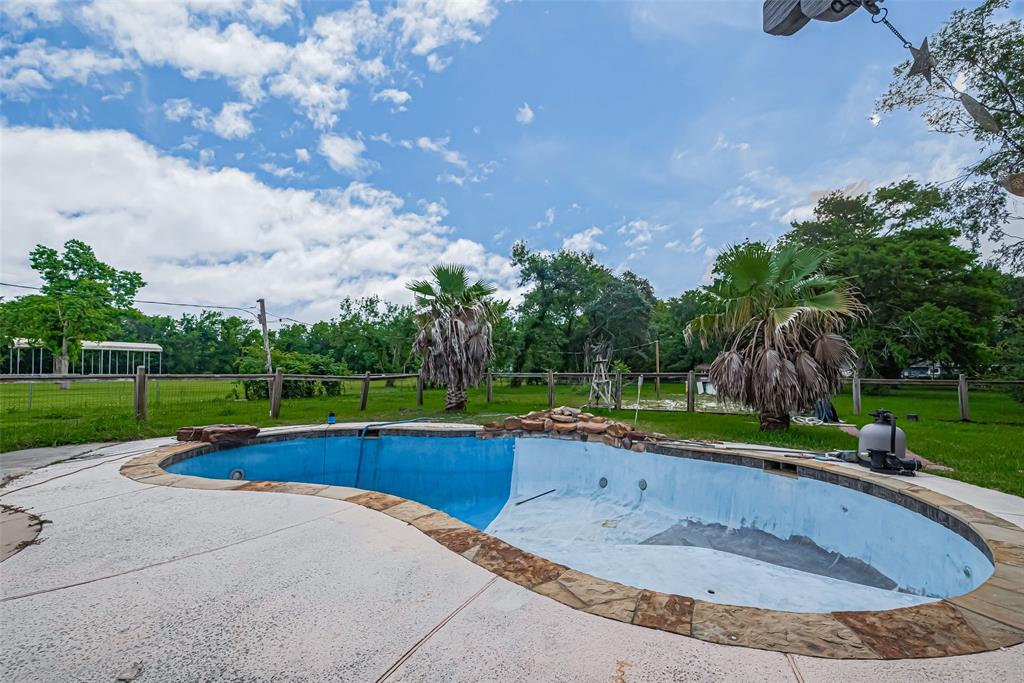 17430 County Road 143, Pearland, Texas image 37